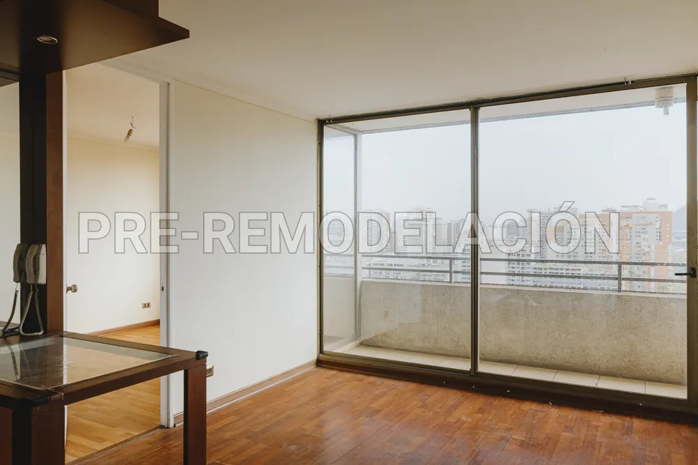 Living con ventanal a la terraza, Av. Vicuña Mackenna 881