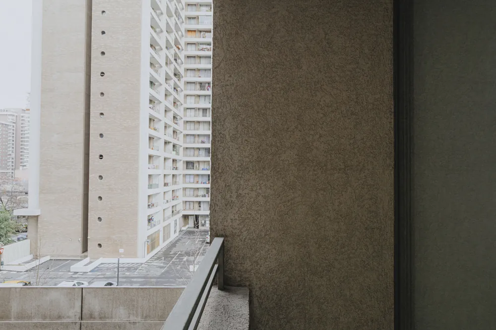 Terraza con vista a la ciudad, departamento Av. Vicuña Mackenna 881