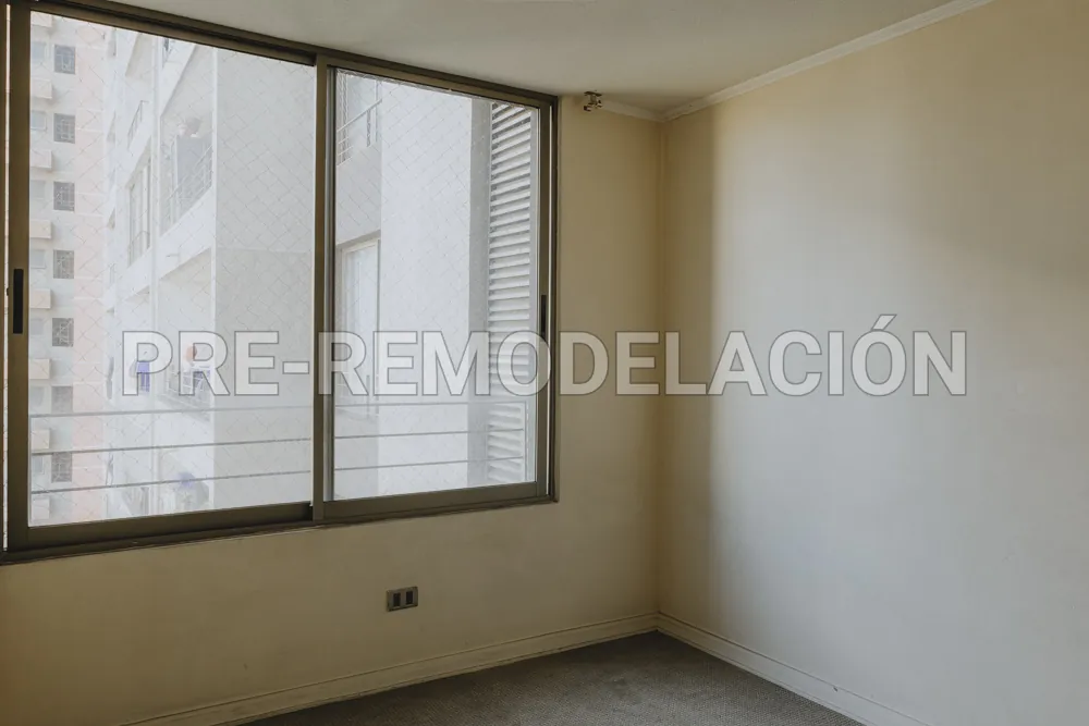 Dormitorio con ventana, departamento Bandera 898