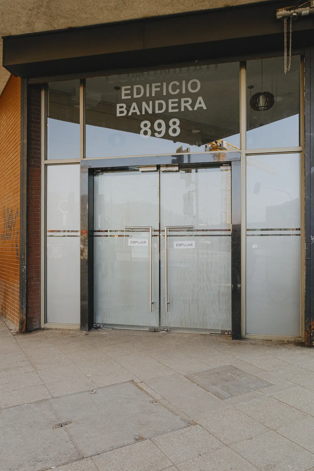 Acceso del edificio Bandera 898, departamento Bandera 898