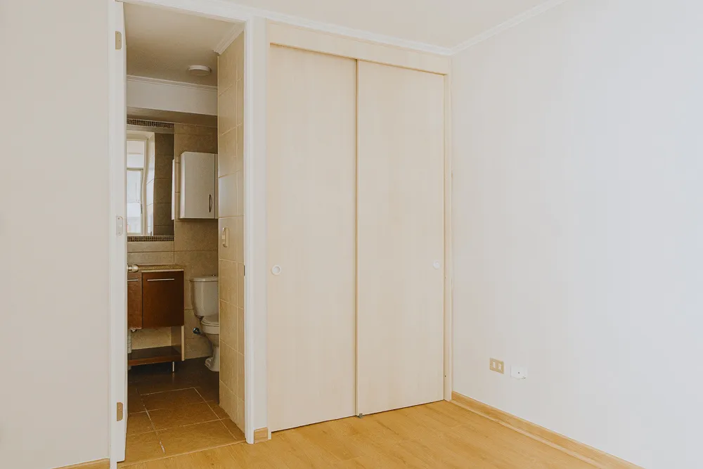 Clóset del dormitorio, departamento Carmen 616