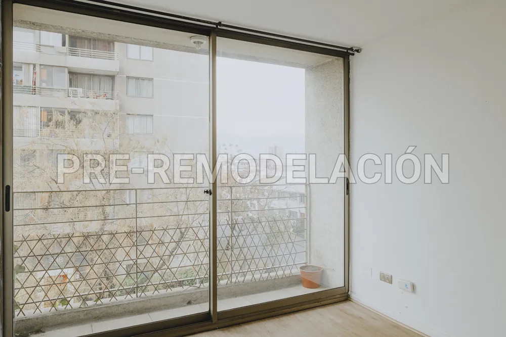 Dormitorio con vista a la ciudad, departamento Coquimbo 1331