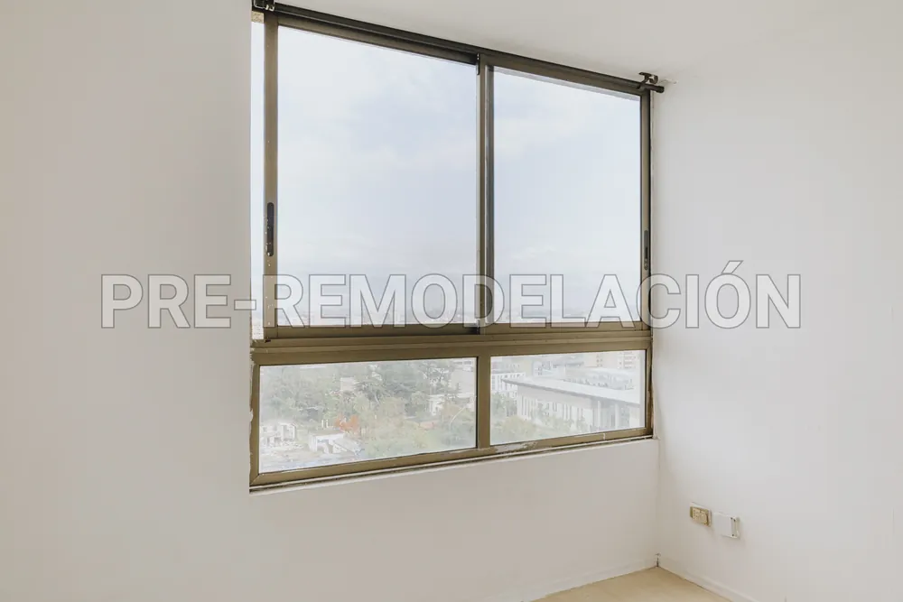 Dormitorio con ventanal, otra vista, departamento Nataniel Cox 599