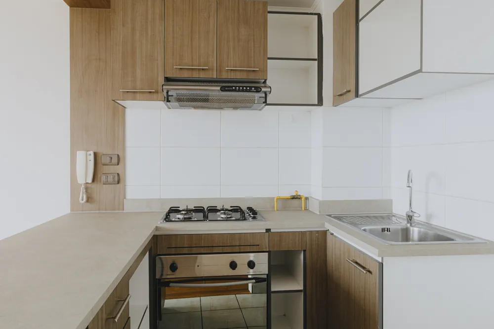 Cocina con horno y encimera a gas, Vicuña Mackenna 2585